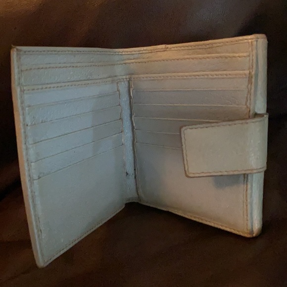 GUCCI Bamboo Wallet (Blue) - Authentic - Picture 4 of 9